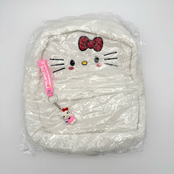 Hello Kitty Other - NWT New Hello Kitty Fluffy Fleece White Backpack Keychain Girls Bag Tote Carry